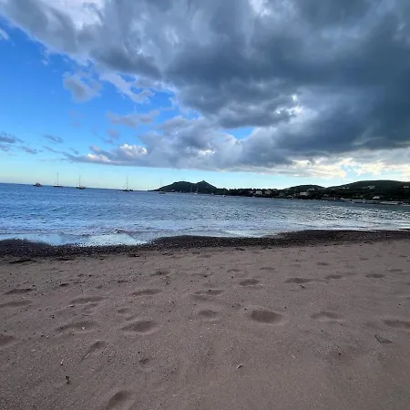 公寓 Beach, Sun, Air Conditioning And Parking In Agay! Saint-Raphaël